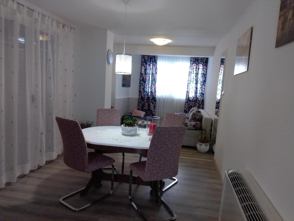 Apartments Rustika Toscana Vodice Bagian luar foto