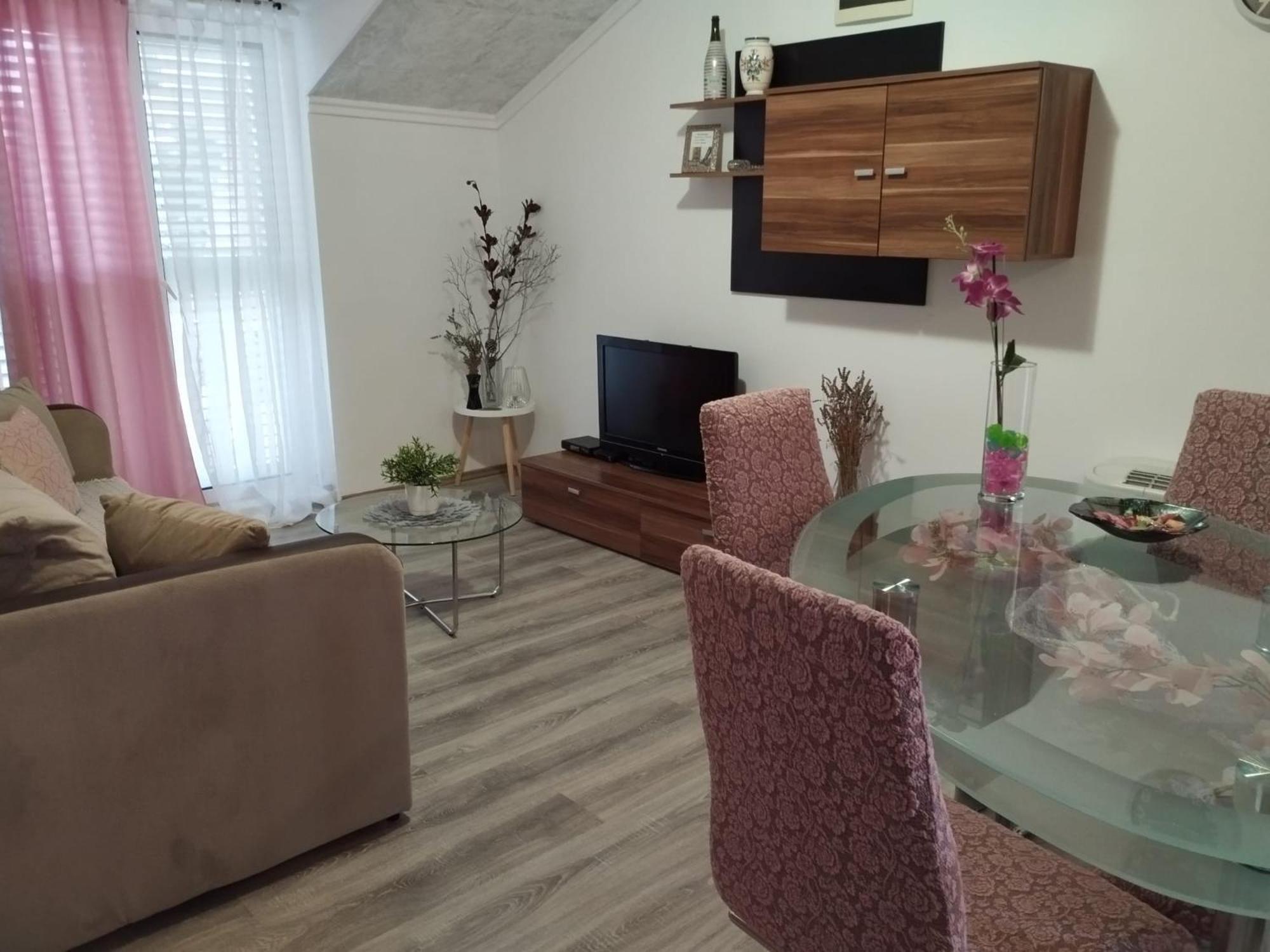 Apartments Rustika Toscana Vodice Bagian luar foto